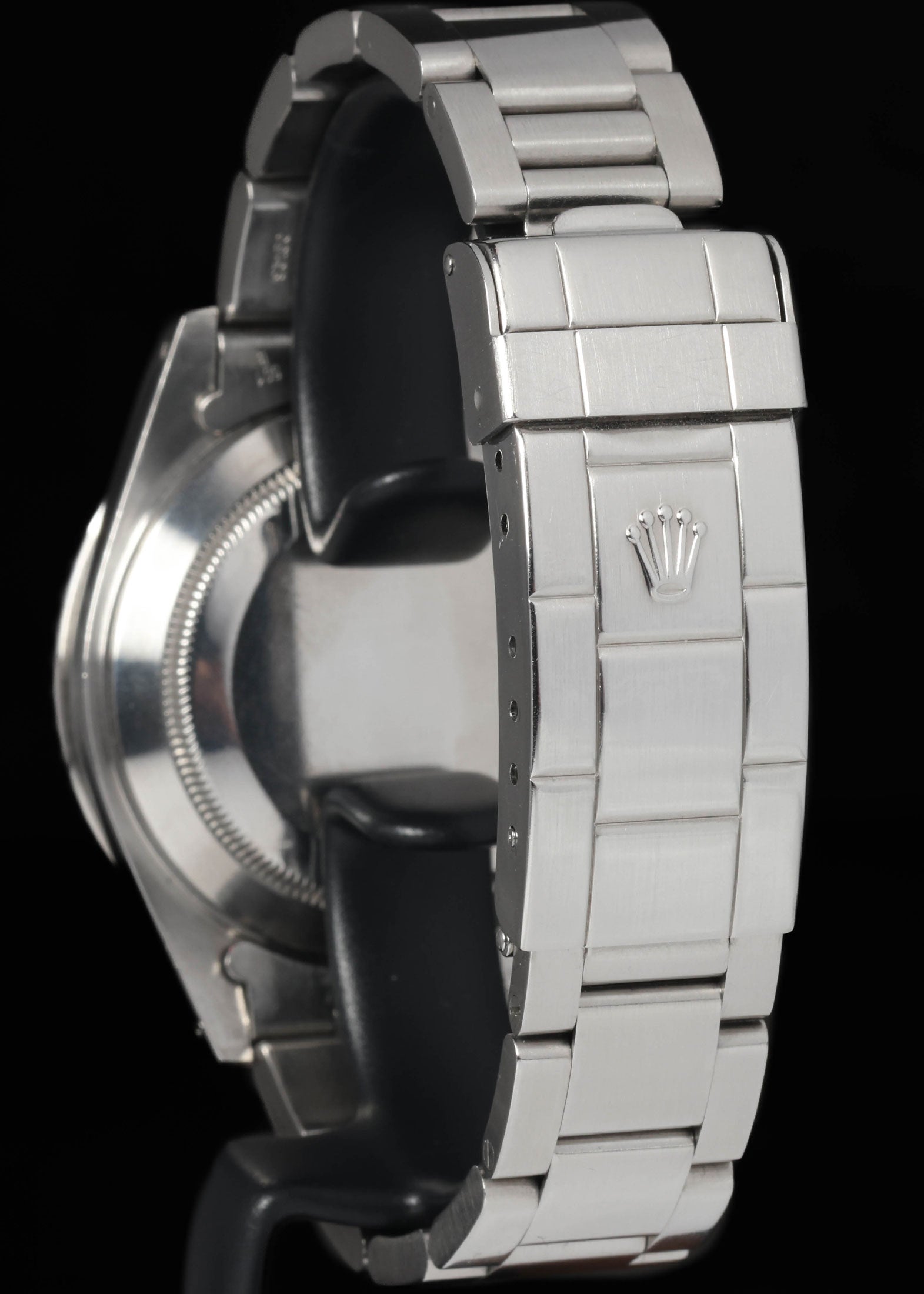 Pre-owned vintage  Rolex Submariner 14060M 40MM 2002 | Box & Papers | Crown Vintage Watches