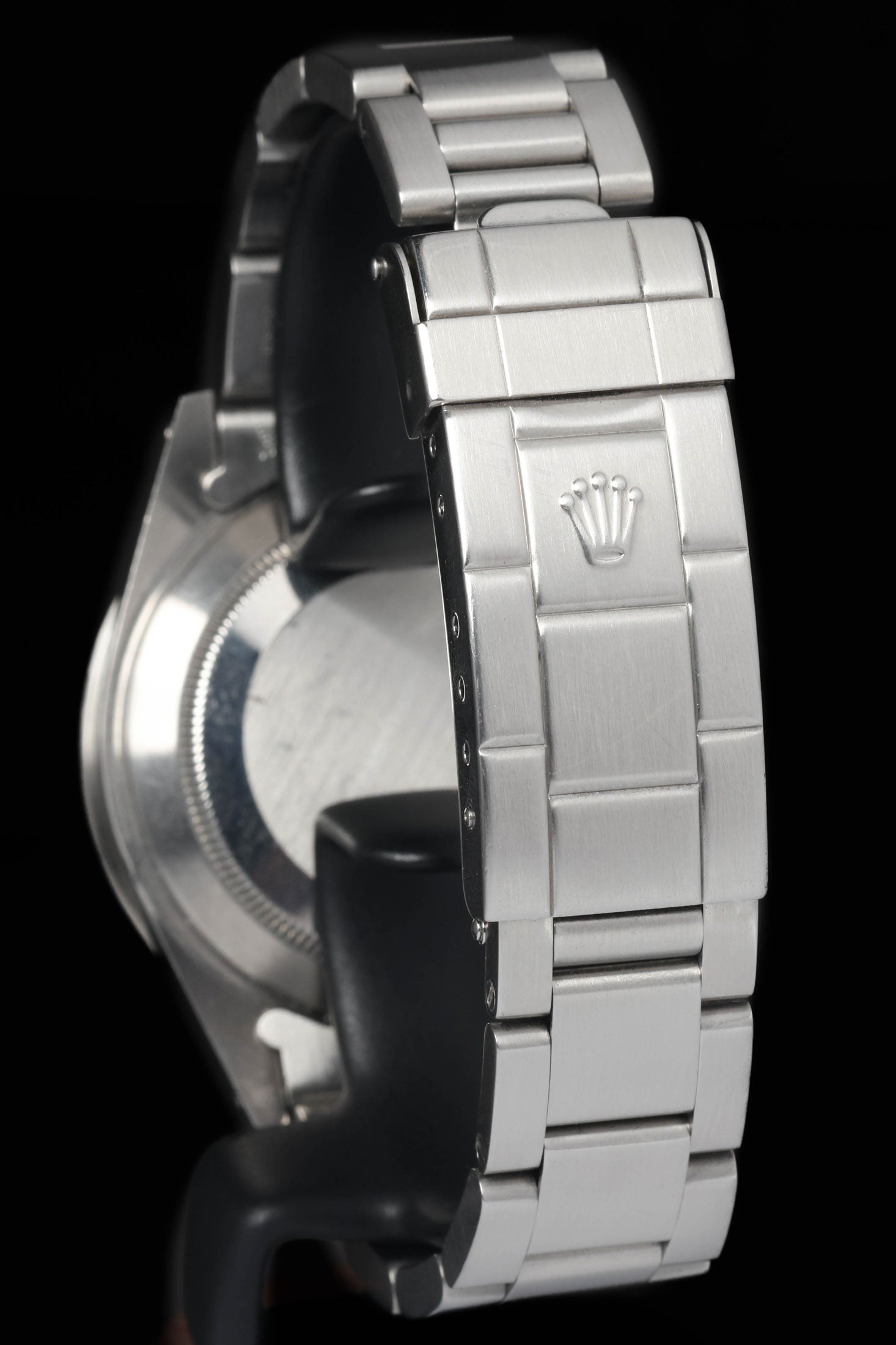 Pre-owned vintage Rolex Submariner 14060M 40MM 2004 | Full Set | Crown Vintage Watches