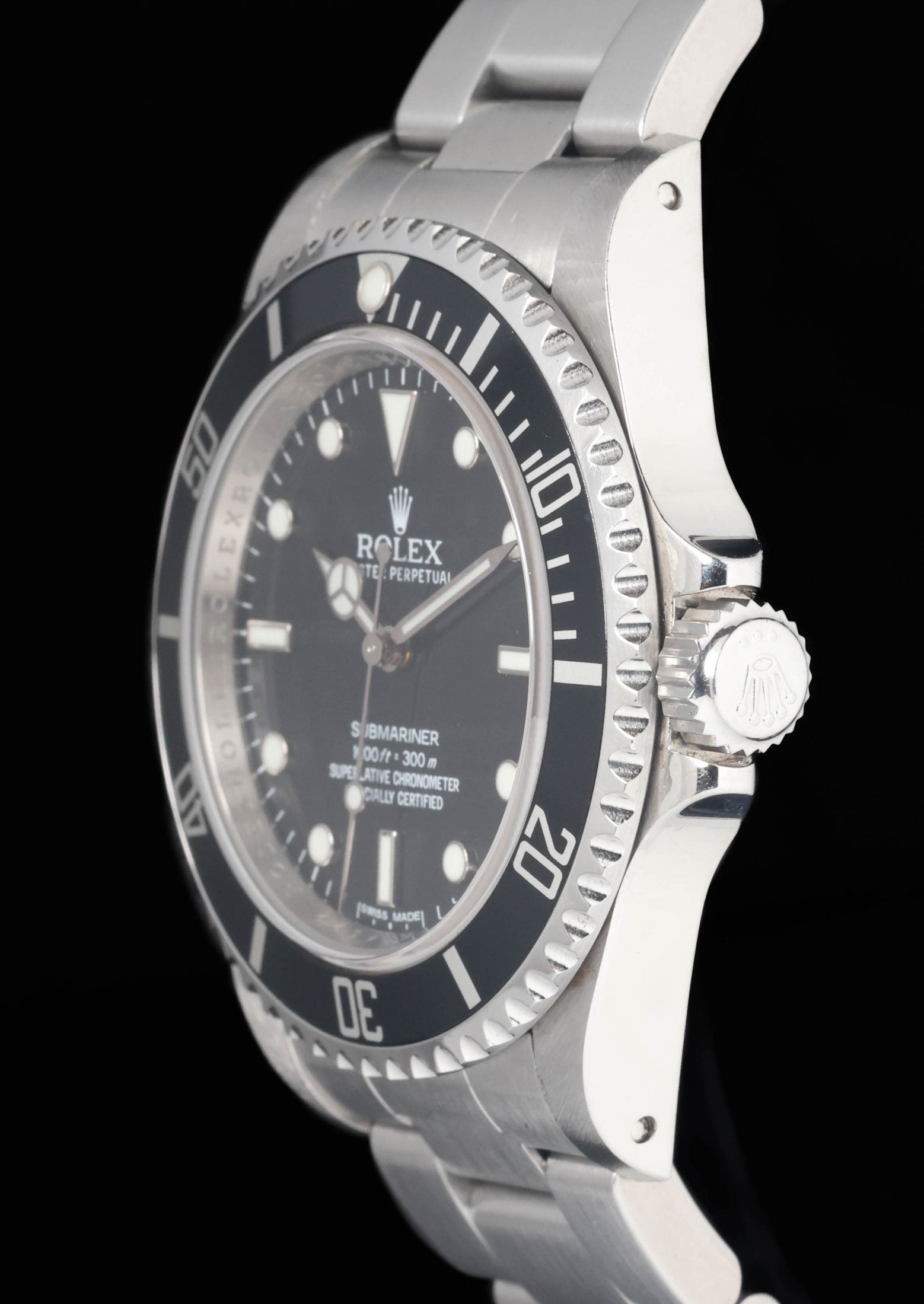 Preowned vintage Rolex Submariner 14060M 40MM 2010 | Box & Papers | Crown Vintage Watches