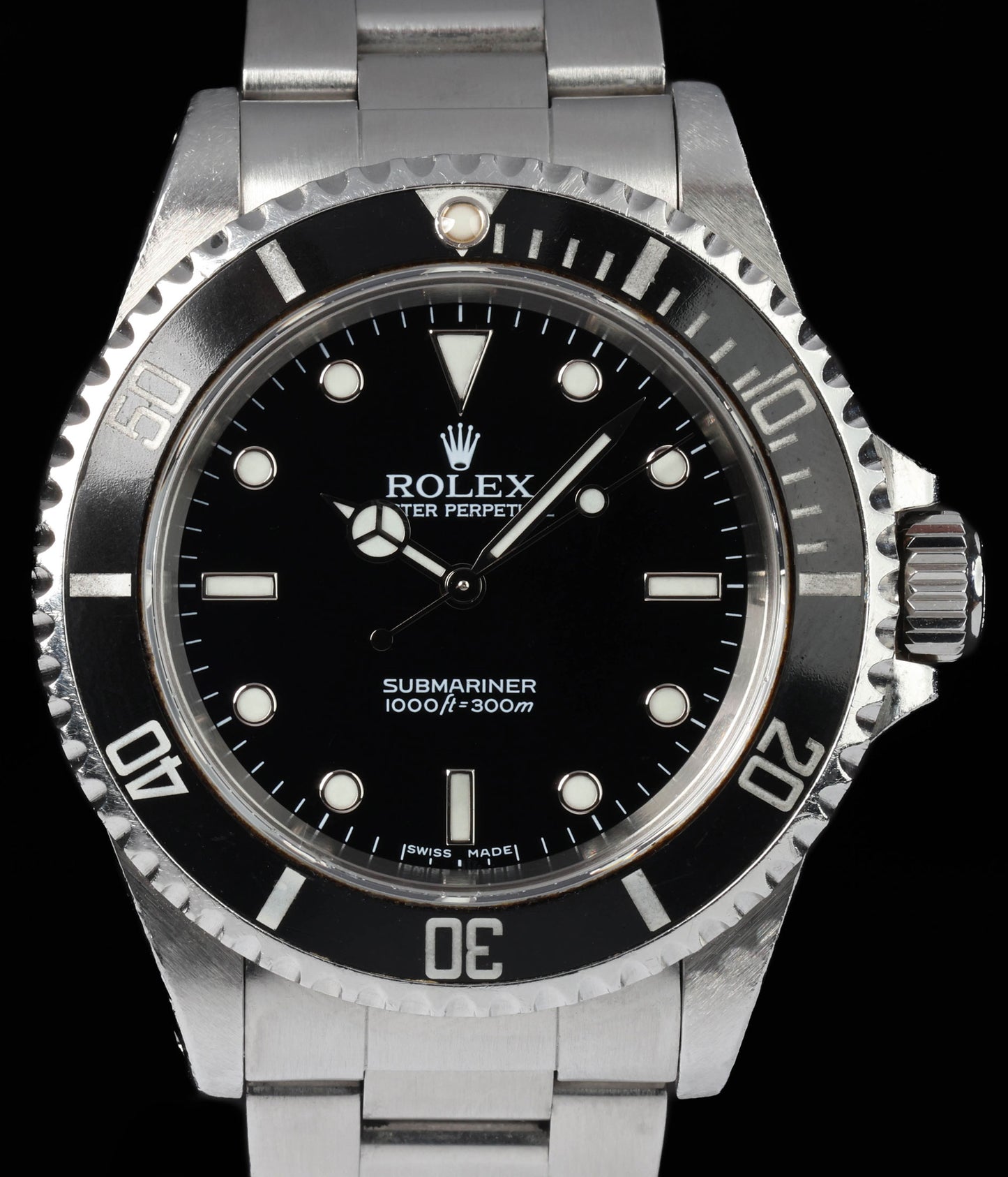 Pre-owned vintage Rolex Submariner 14060M 40mm 2005 | Crown Vintage Watches