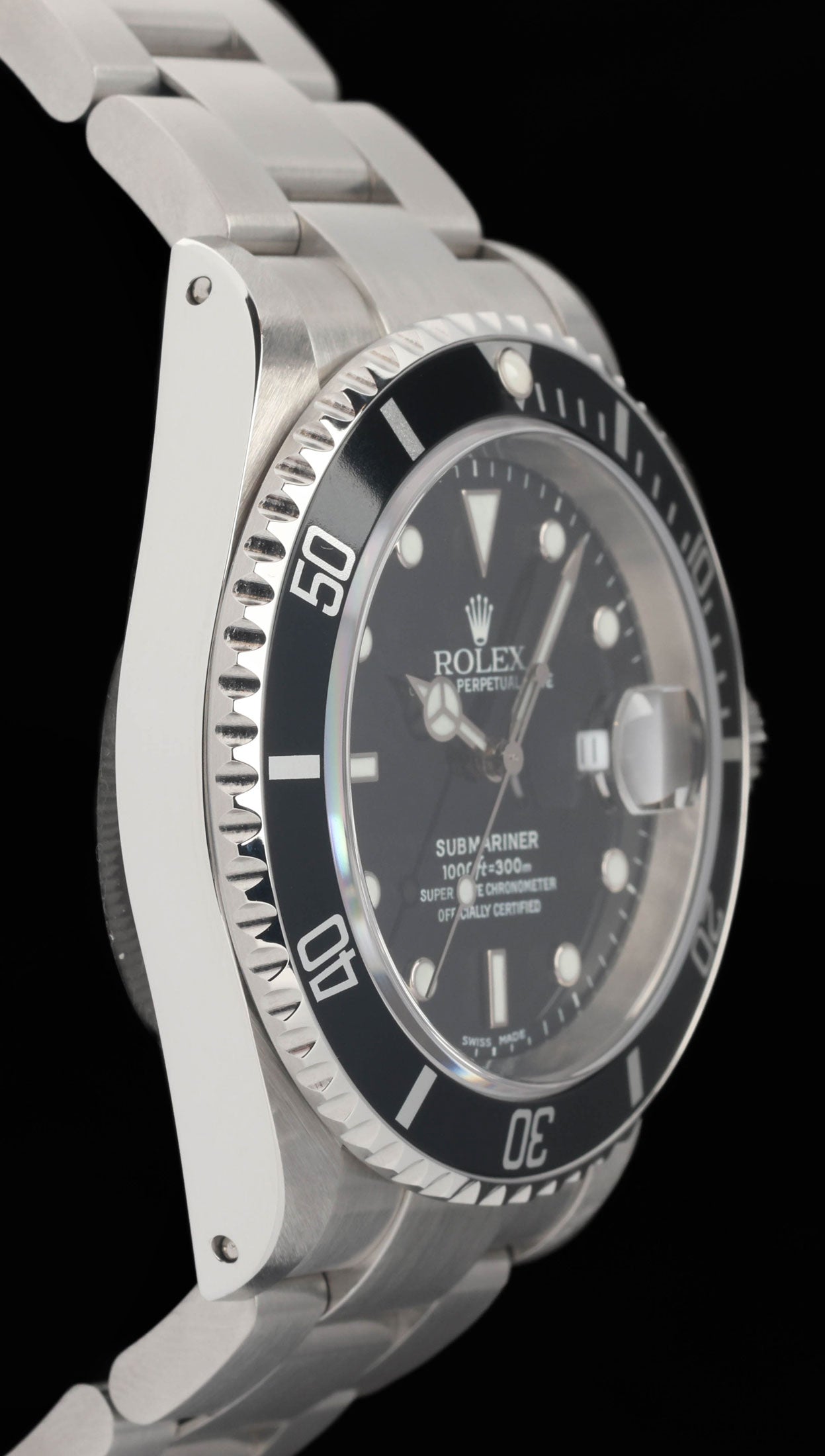 Preowned vintage Rolex Submariner 16610 40mm 1999 Box & Papers | Crown Vintage Watches