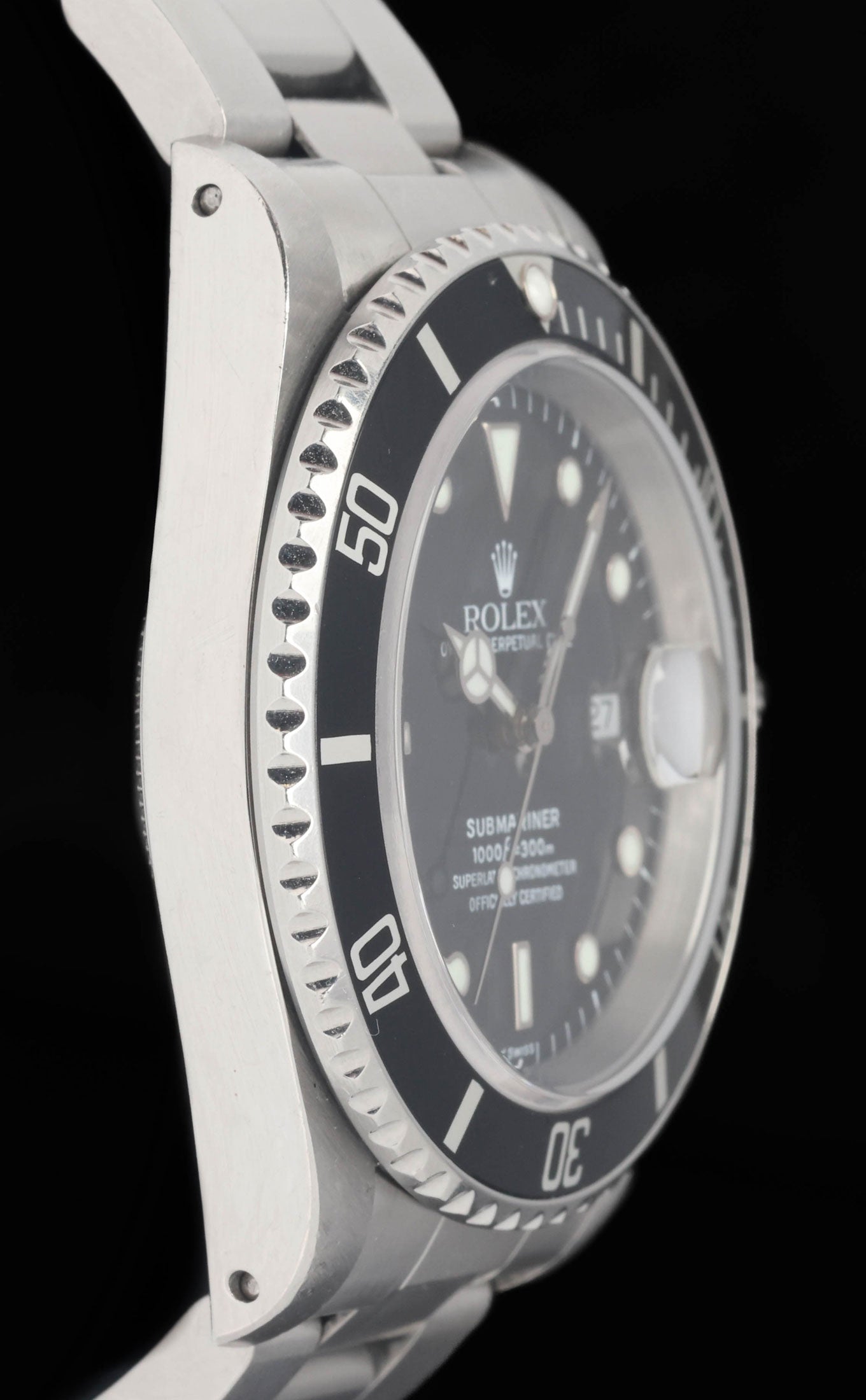 Preowned vintage Rolex Submariner 16610 'Swiss only' 40mm 1999 | Crown Vintage Watches