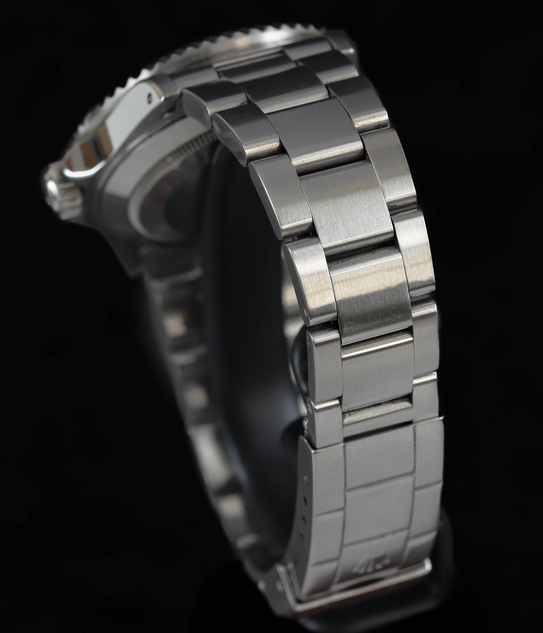 Vintage Rolex Submariner 16610 'Tritium Dial' 1994 | Crown Vintage Watches