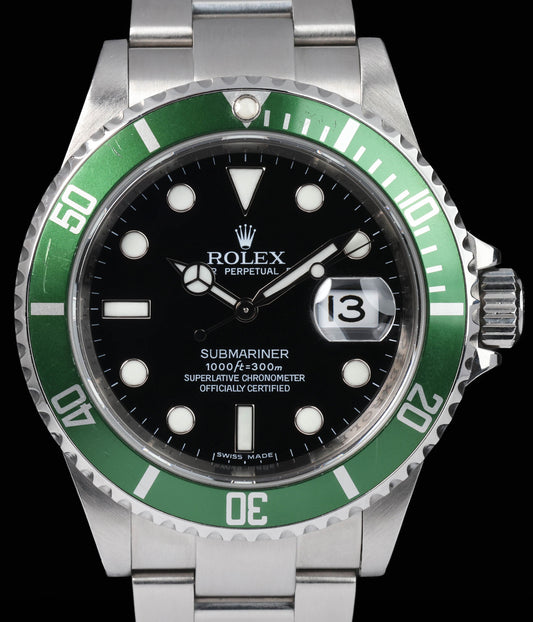 Pre-owned vintage Rolex Submariner 16610LV 'Kermit' 40MM 2010 Box and Papers | Crown Vintage Watches