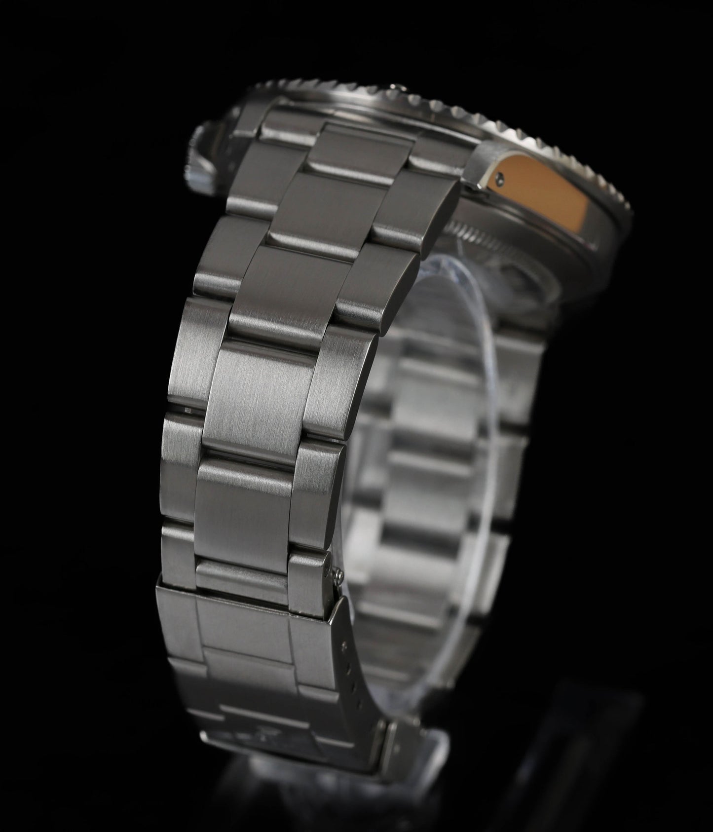 Rolex Submariner 40MM  'Swiss Only' 16610 | 1997 | Crown Vintage Watches