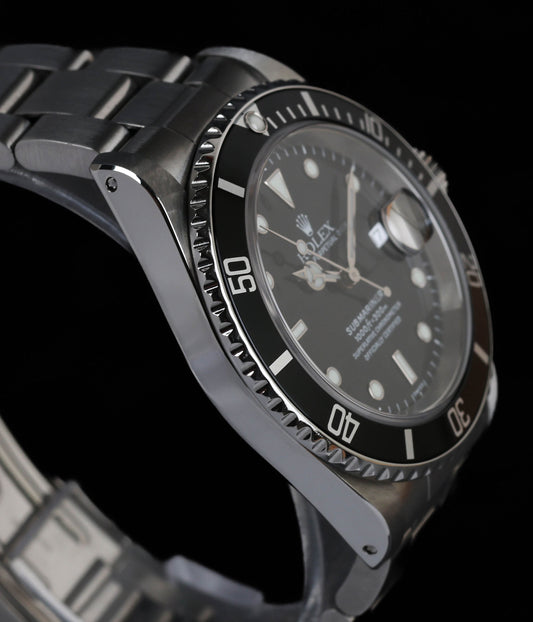 Rolex Submariner 40MM  'Swiss Only' 16610 | 1997 | Crown Vintage Watches