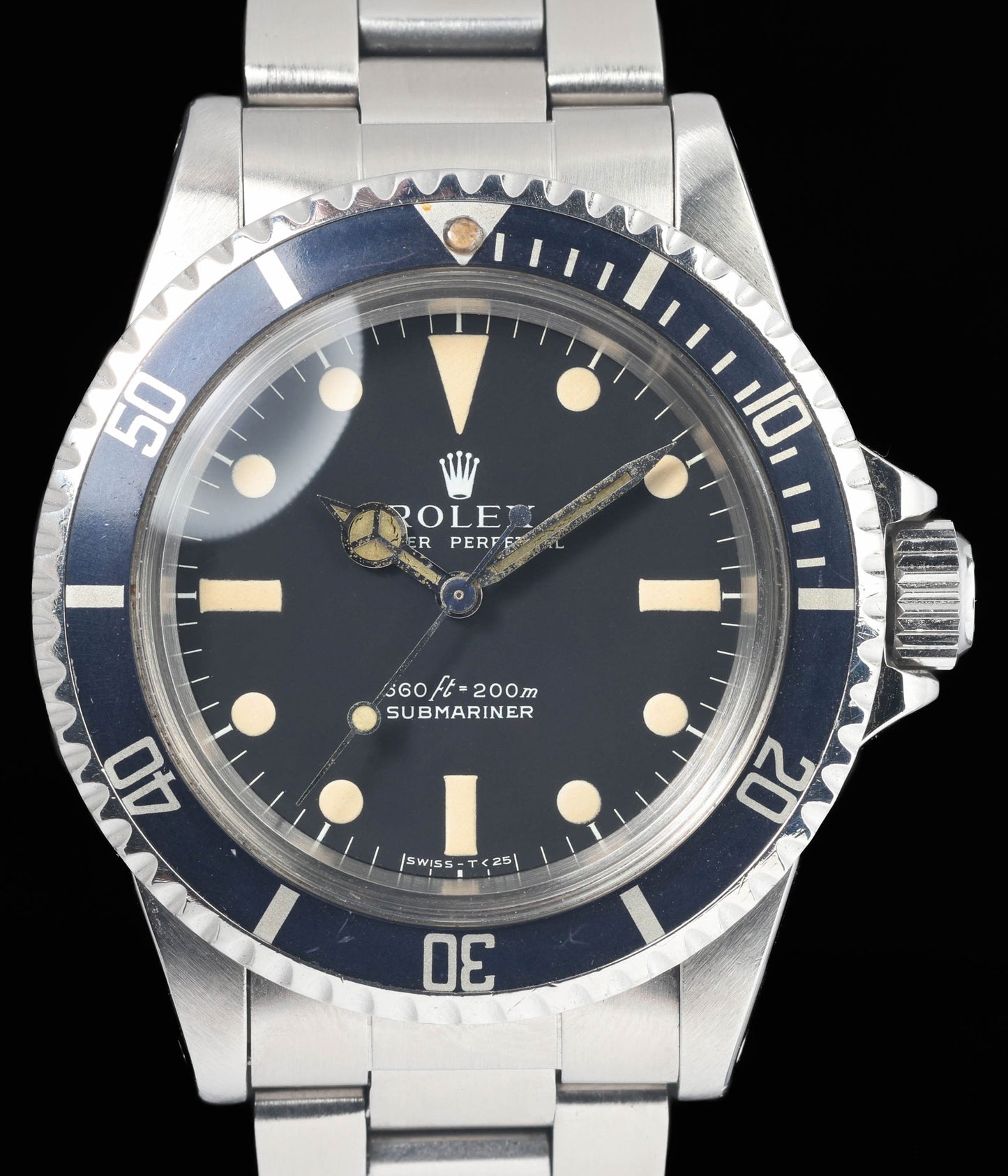 Preowned vintage Rolex Submariner 5513 'Serif Dial' 40mm 1978 | Crown Vintage Watches