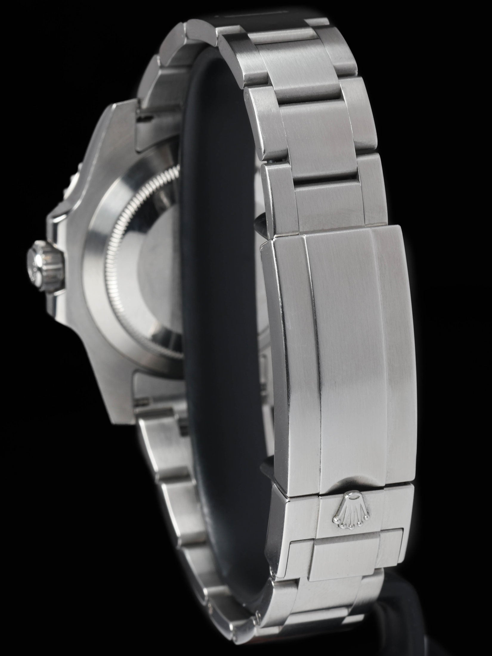 Pre-owned vintage Rolex Submariner Date 116610LN 40MM 2010 Box & Papers | Crown Vintage Watches