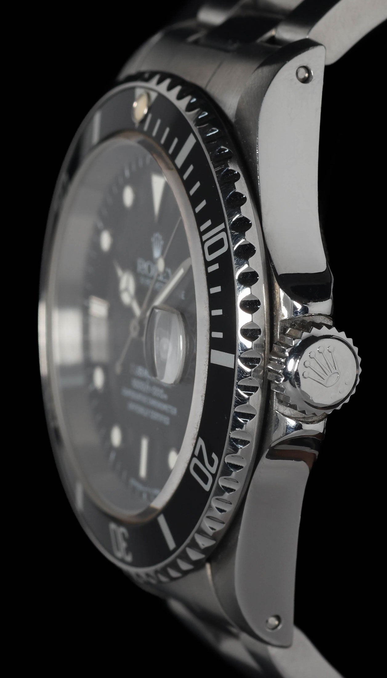 Pre-owned vintage Rolex Submariner Date 16610 40mm 1996 | Crown Vintage Watches