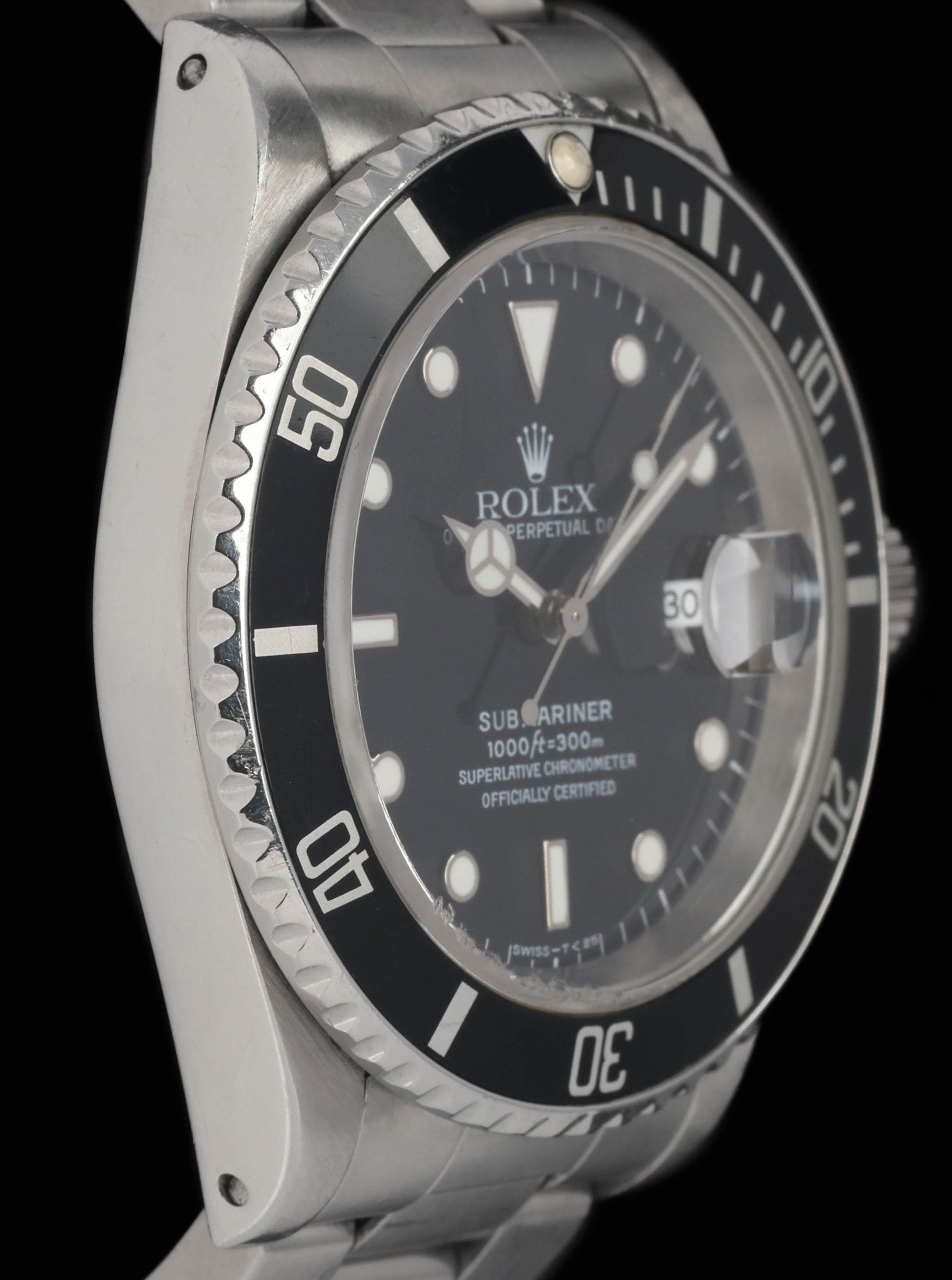 Preowned vintage Rolex Submariner Date 16610 40mm 1996 | Crown Vintage Watches