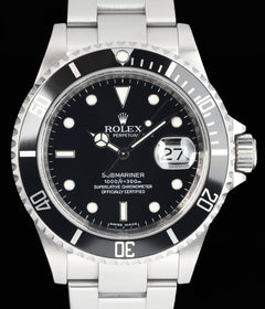 Rolex Submariner Date 16610 40mm 2010 Box & Papers