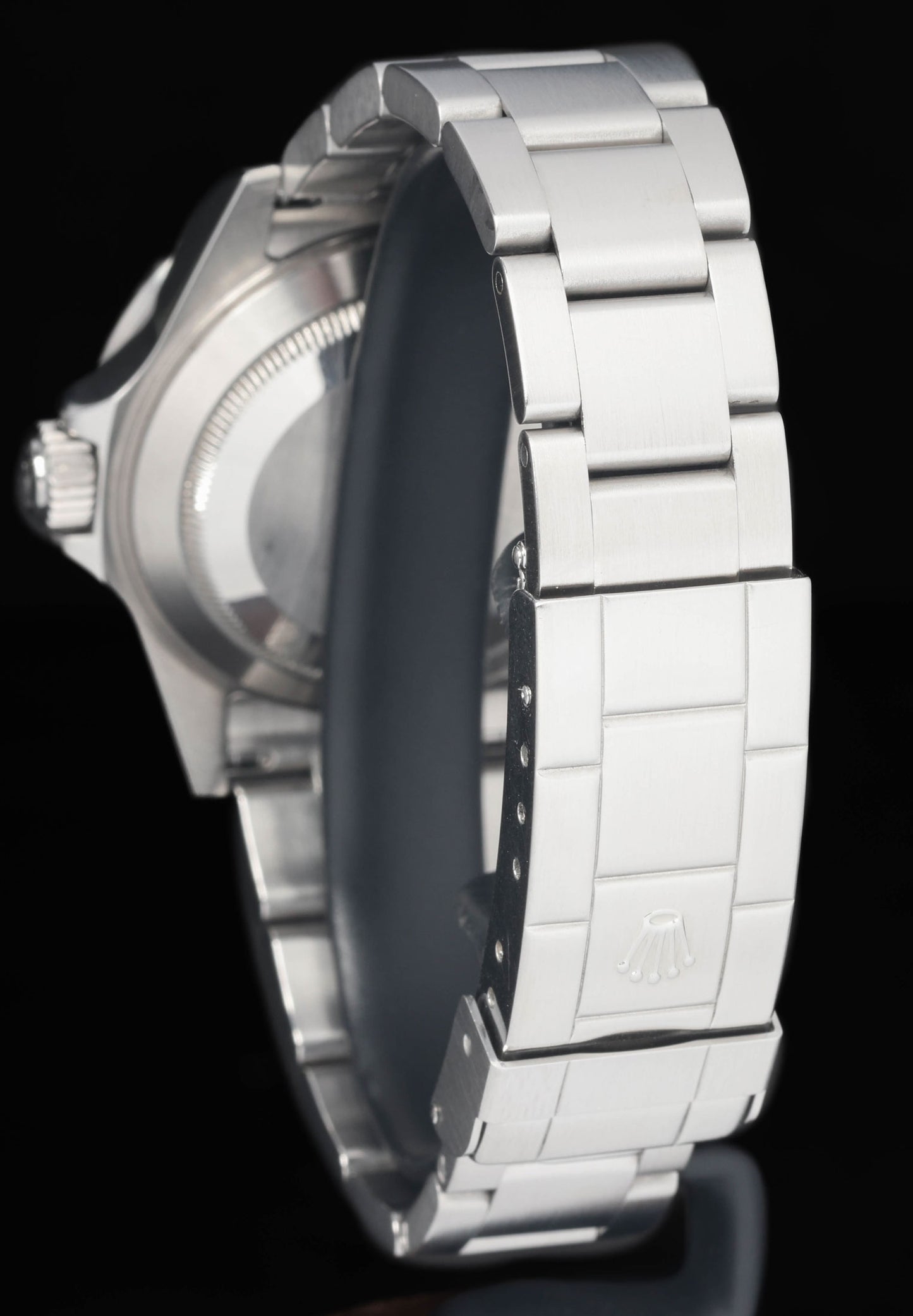 Preowned vintage Rolex Submariner Date 16610 40mm 2010 Box & Papers | Crown Vintage Watches