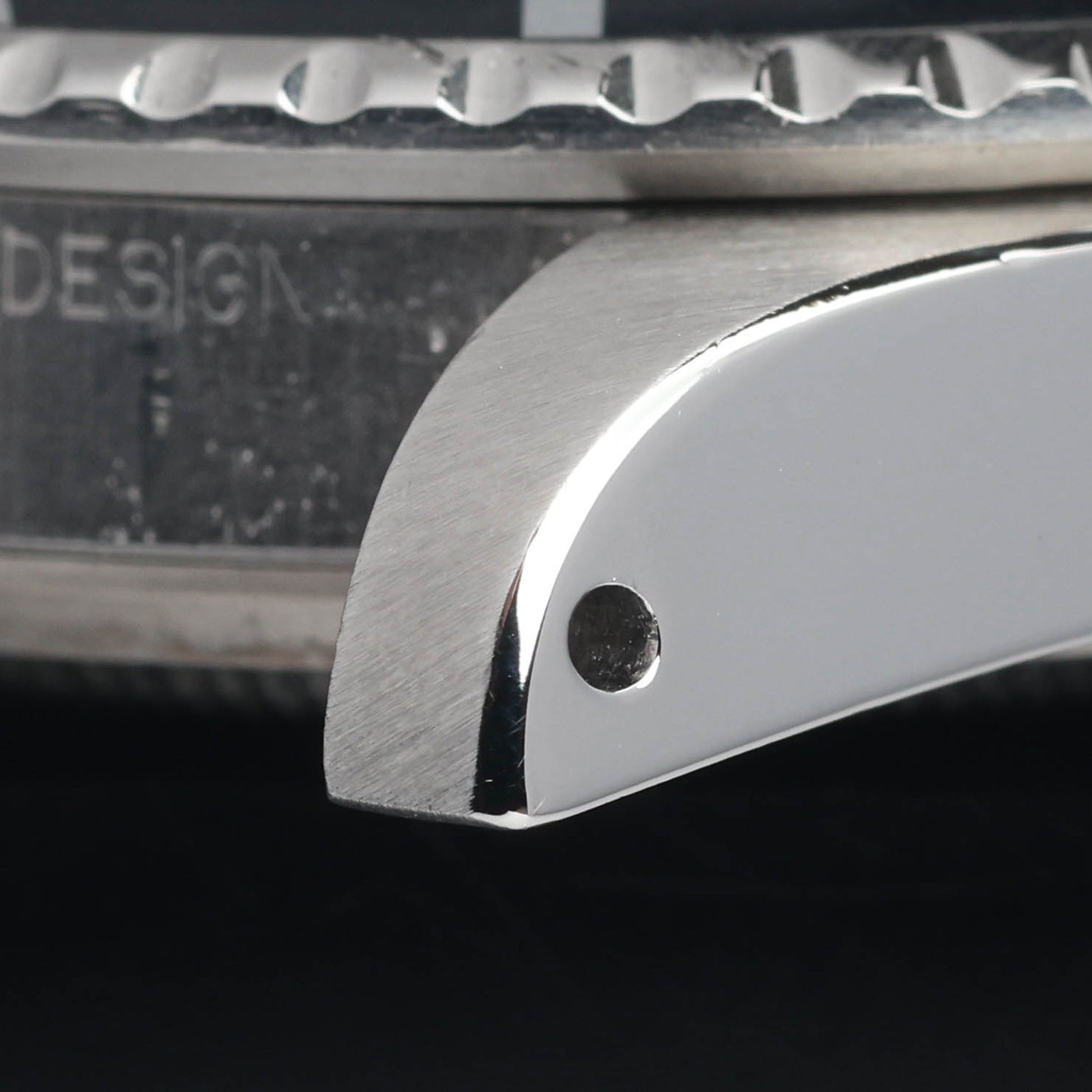 Preowned vintage Rolex Submariner Date 1680 MK4 'Red' 40mm 1971 | Crown Vintage Watches