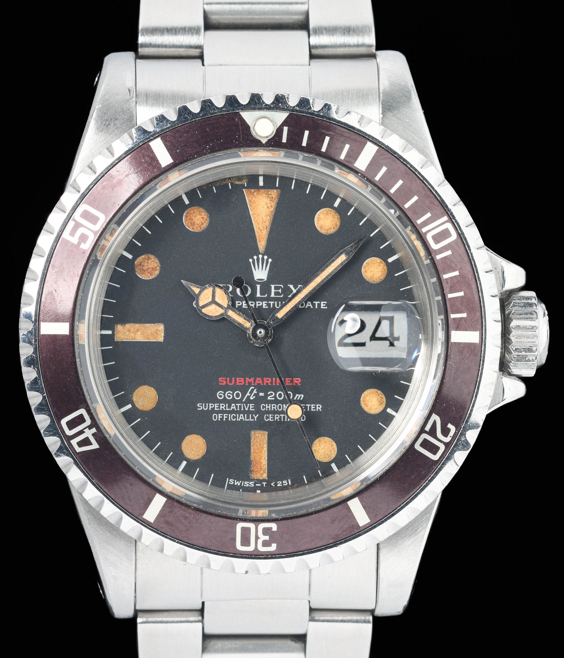 Preowned vintage Rolex Submariner Date 1680 MK4 'Red' Pumpkin Patina 40mm 1971  | Crown Vintage Watches