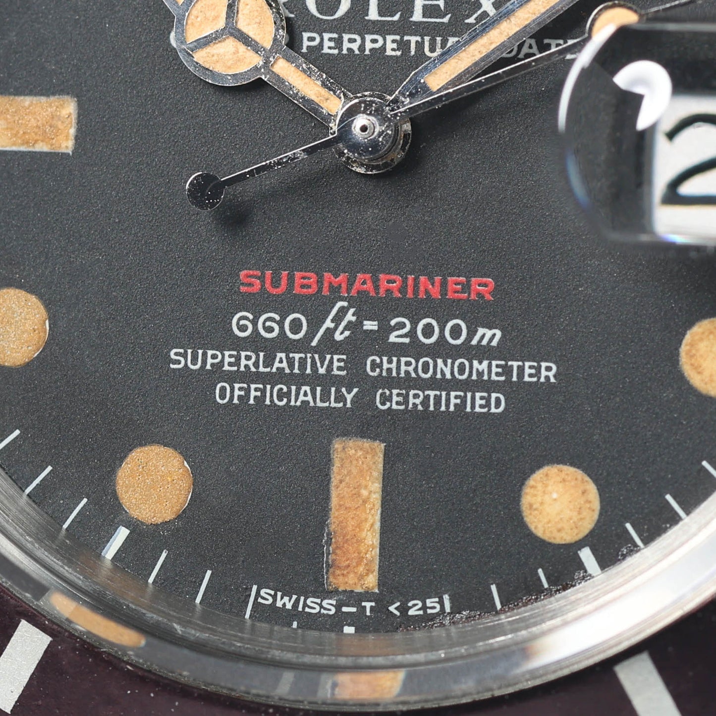 Preowned vintage Rolex Submariner Date 1680 MK4 'Red' Pumpkin Patina 40mm 1971  | Crown Vintage Watches