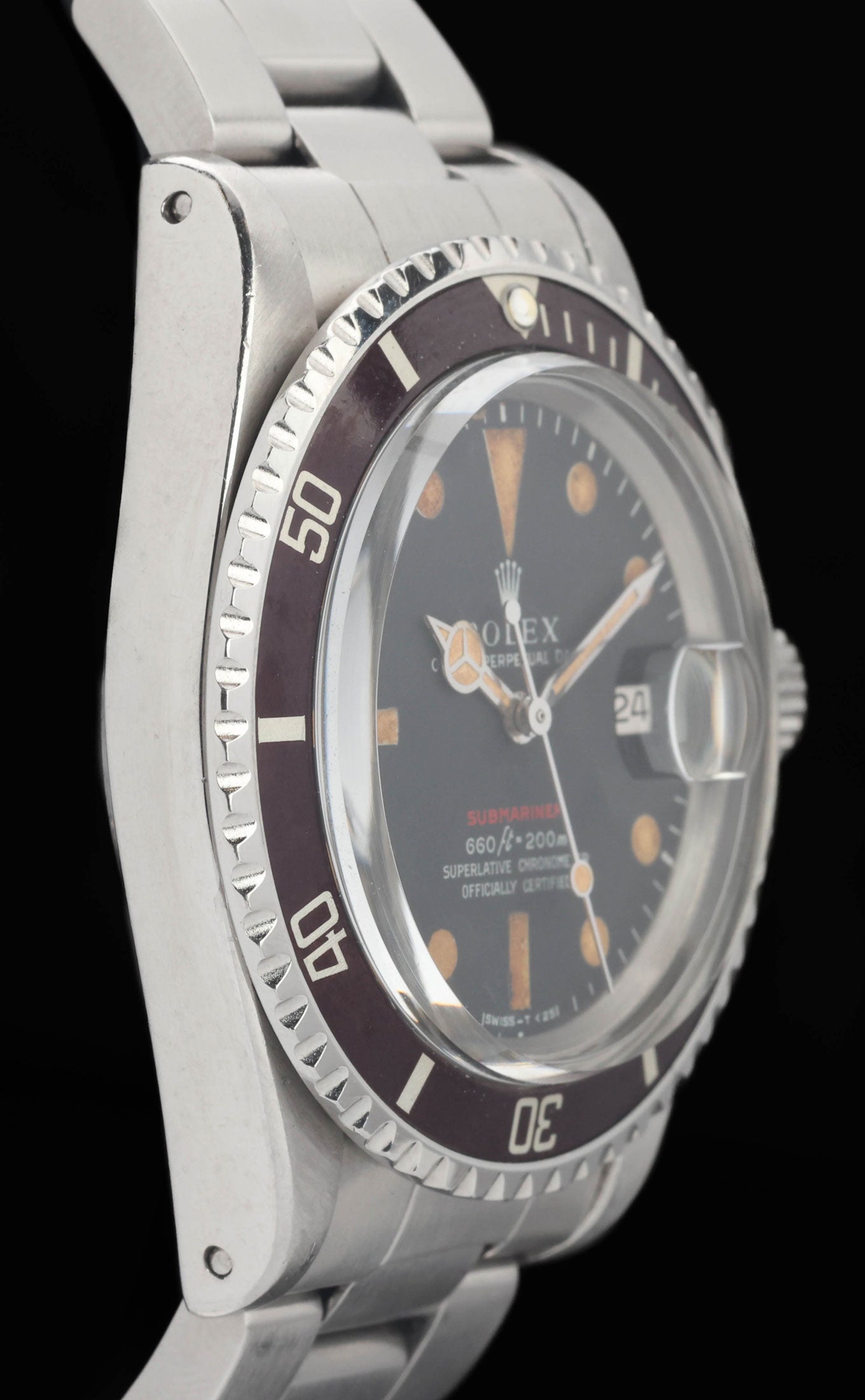 Preowned vintage Rolex Submariner Date 1680 MK4 'Red' Pumpkin Patina 40mm 1971  | Crown Vintage Watches