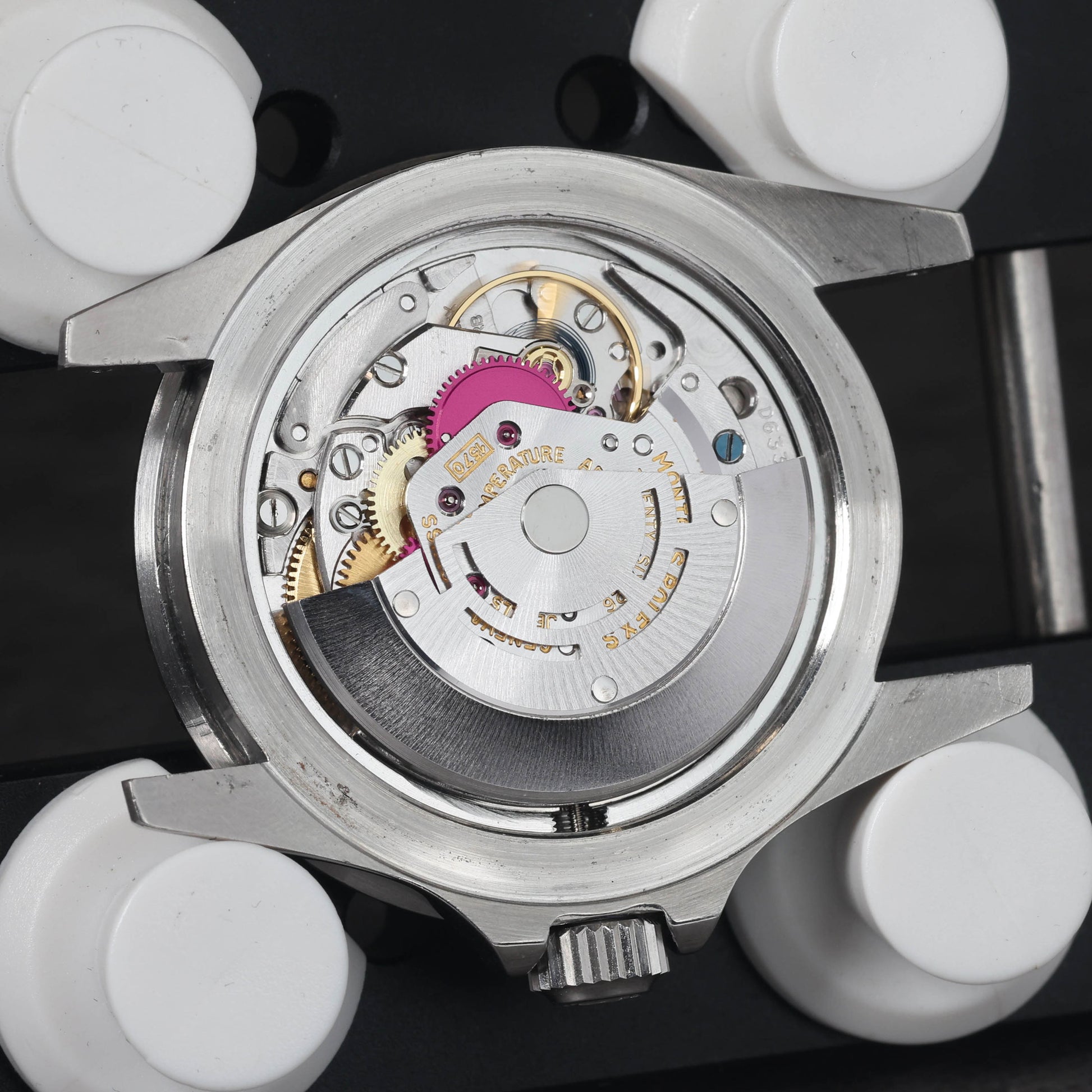 Preowned vintage Rolex Submariner Date 1680 MK6 'Red' 40mm 1974 | Crown Vintage Watches