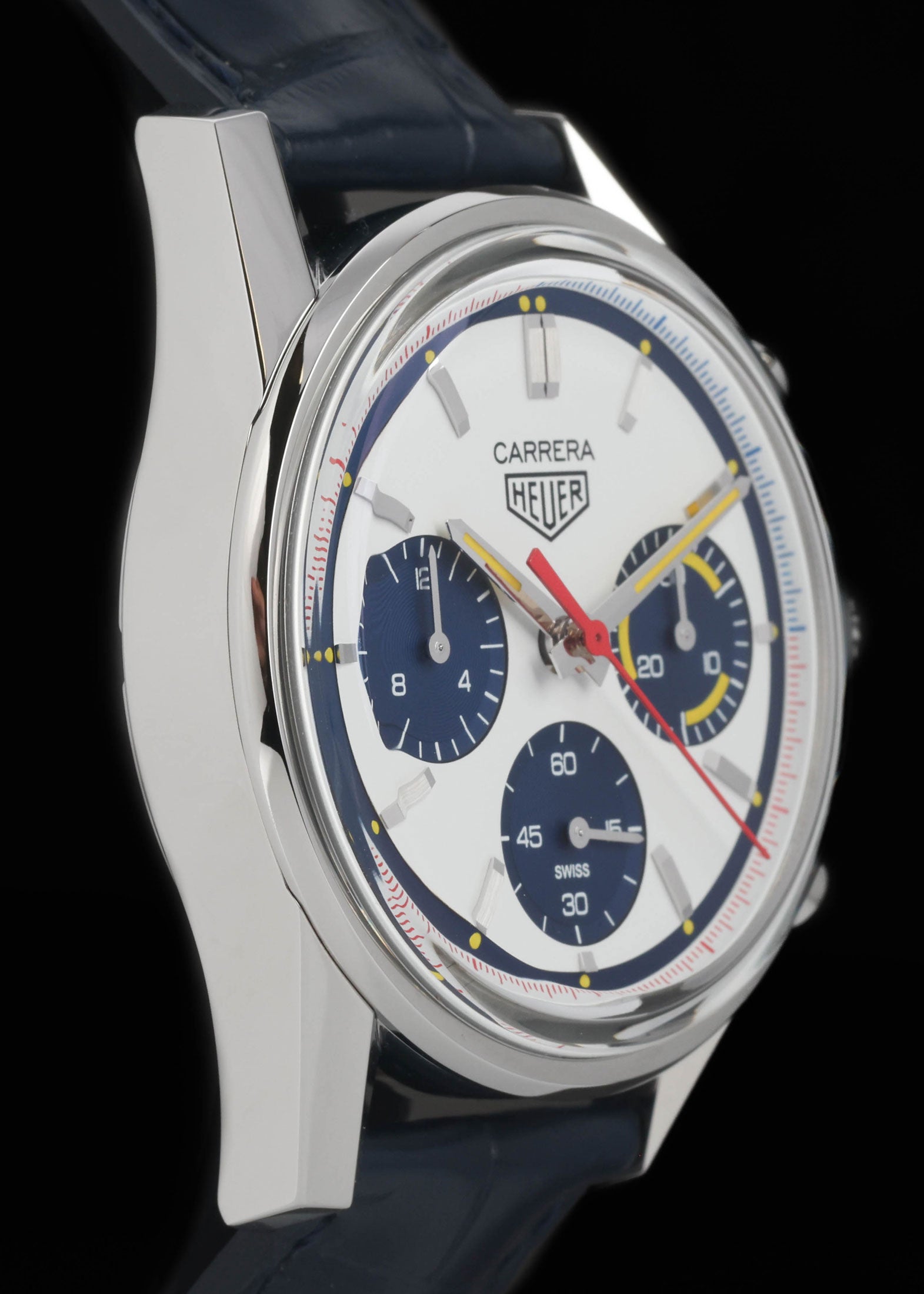 Preowned vintage TAG Heuer Carrera  Montreal CBK221C.FC6488 39mm 2024 | Crown Vintage Watches