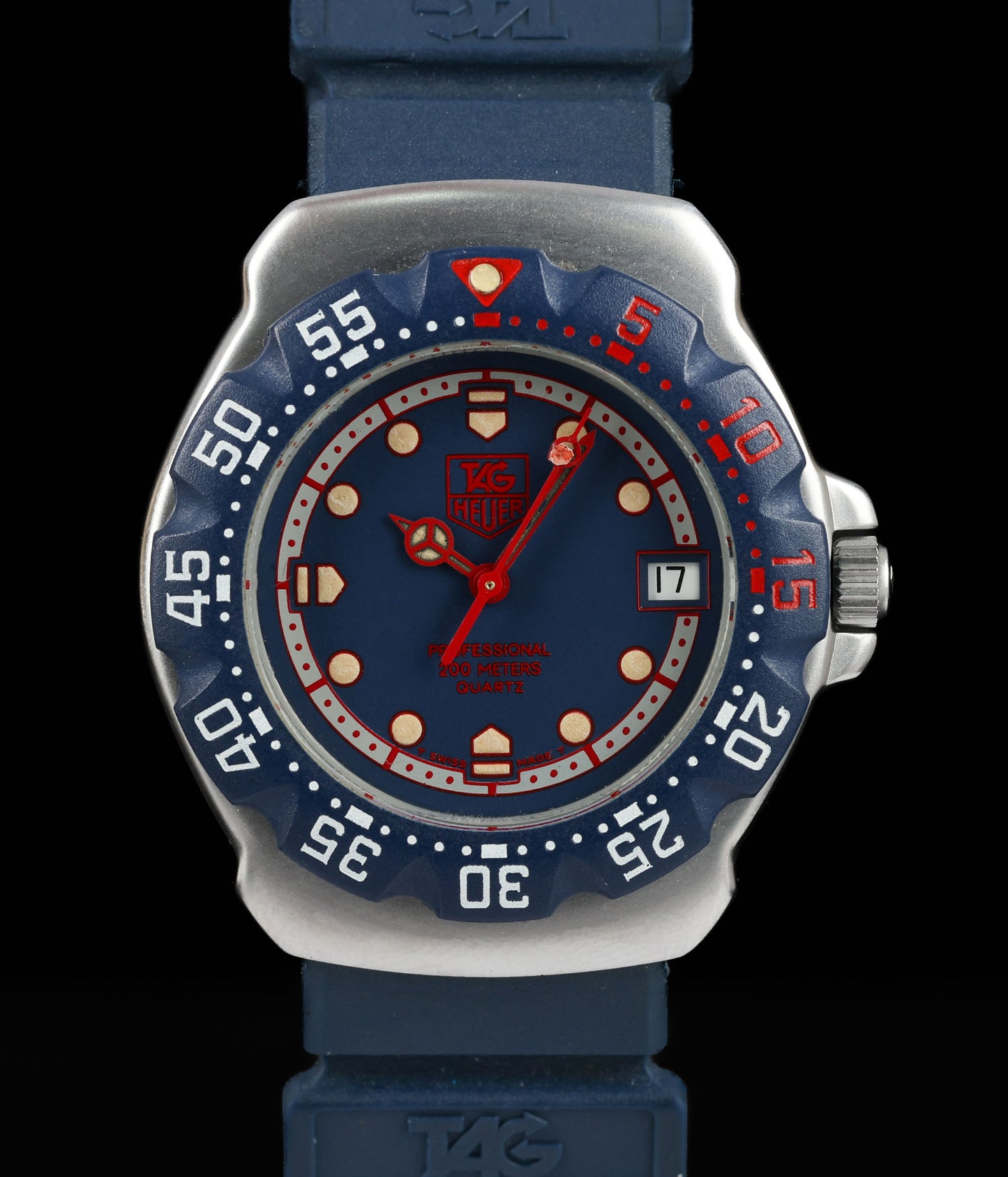 TAG Heuer Formula WA1210 35MM Blue Dial Circa 1990s Crown