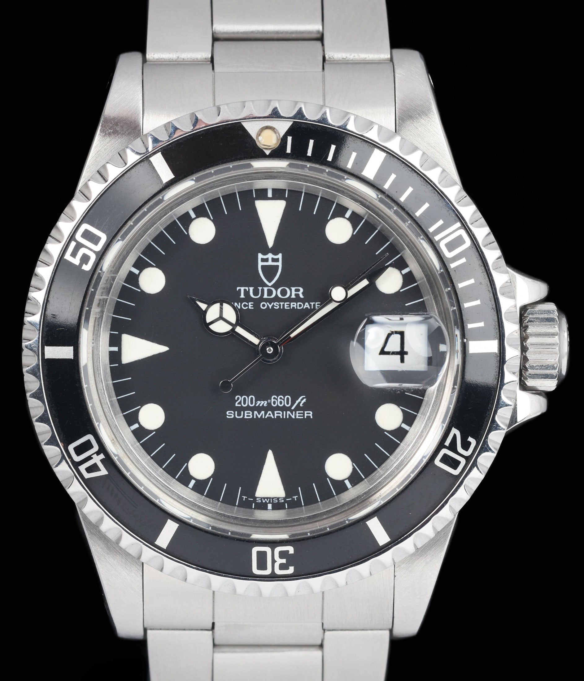 Preowned vintage Tudor Submariner 79090 Black 39mm 1989 | Crown Vintage Watches