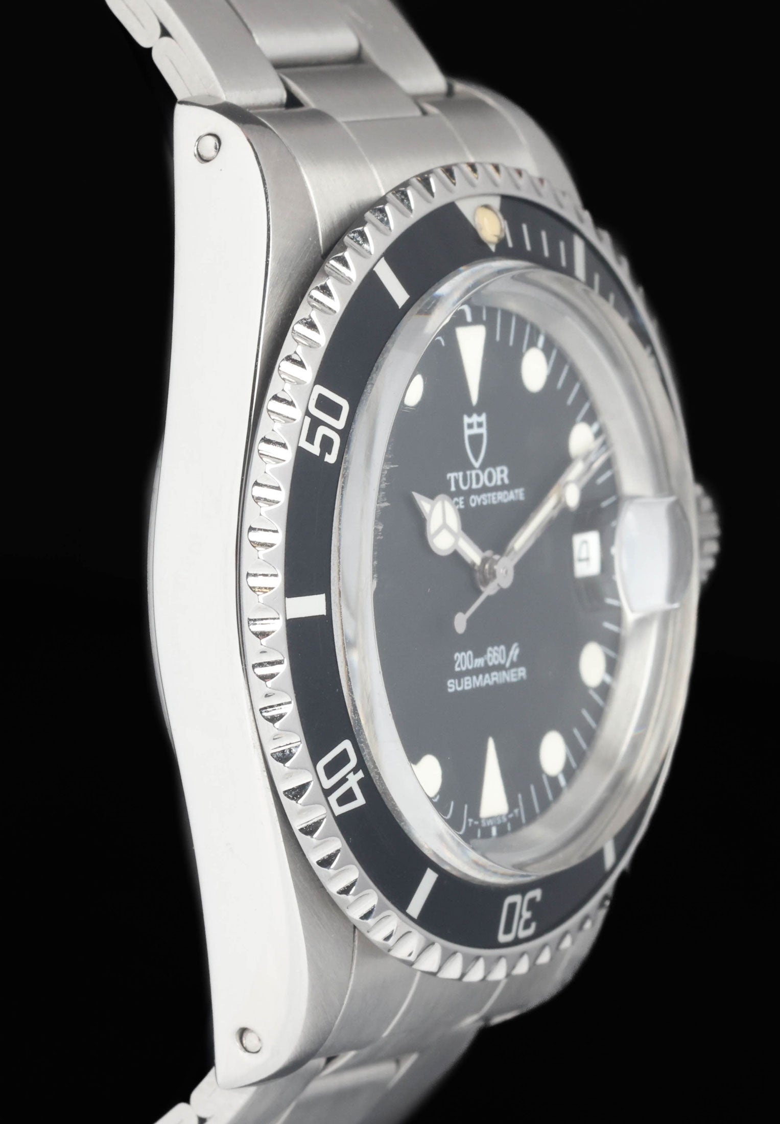 Preowned vintage Tudor Submariner 79090 Black 39mm 1989 | Crown Vintage Watches