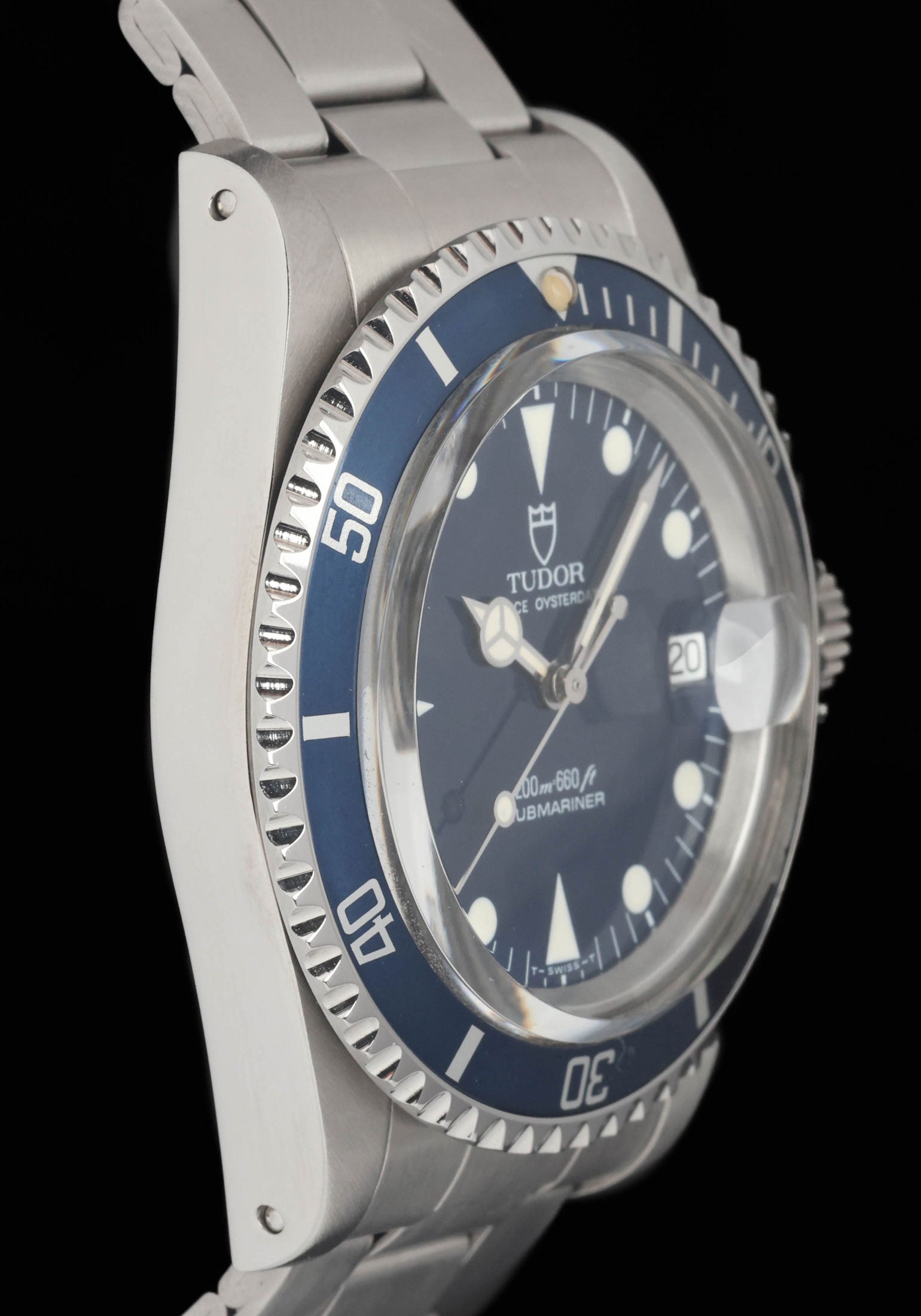 Preowned vintage Tudor Submariner 79090 Blue 39mm 1991 | Crown Vintage Watches