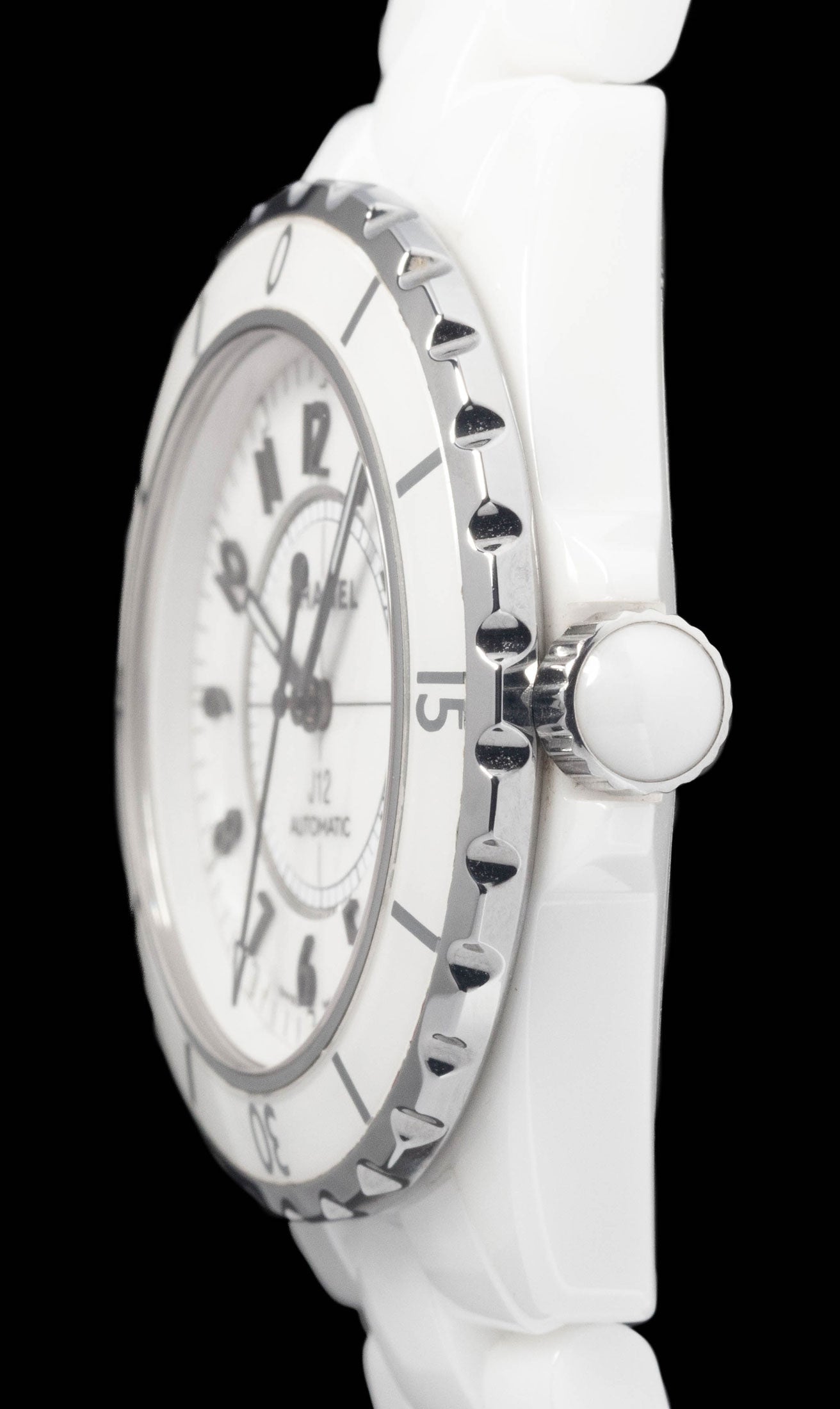 Preowned vintage Chanel J12 H0970 38mm Circa 2010s | Crown Vintage Watches