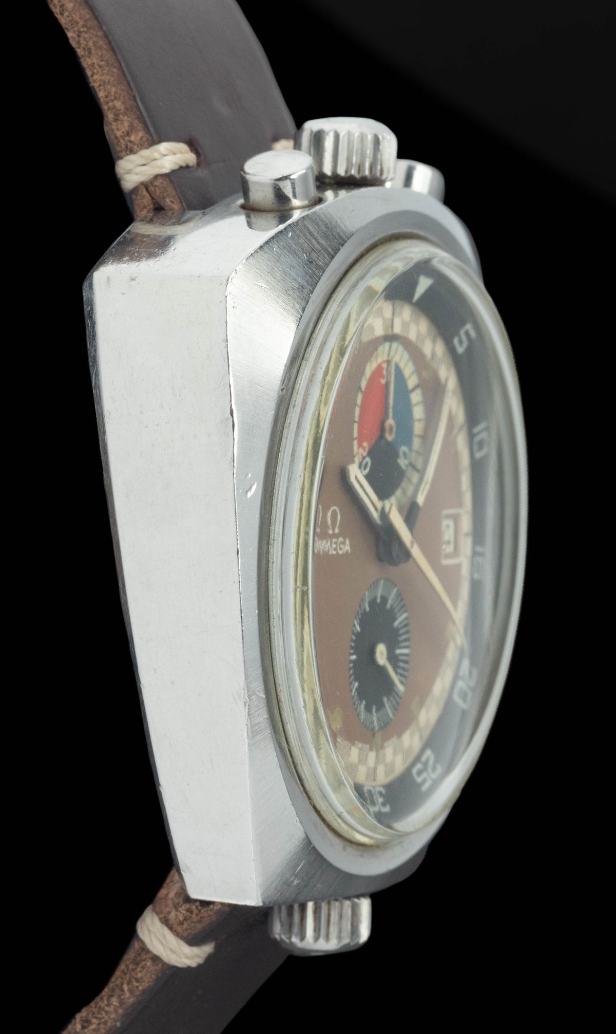 Preowned vintage Omega Bullhead 146.011-69 43MM 1969 | Crown Vintage Watches