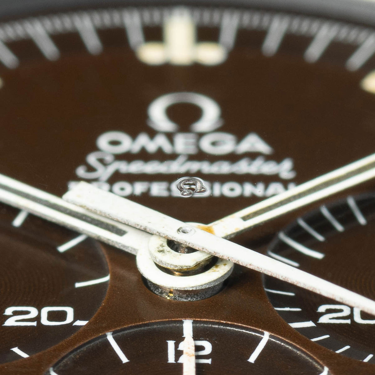 Preowned vintage Omega Speedmaster Professional 145.022-69ST Pre-Moon 'Tropical dial' 42mm 1969 | Crown Vintage Watches