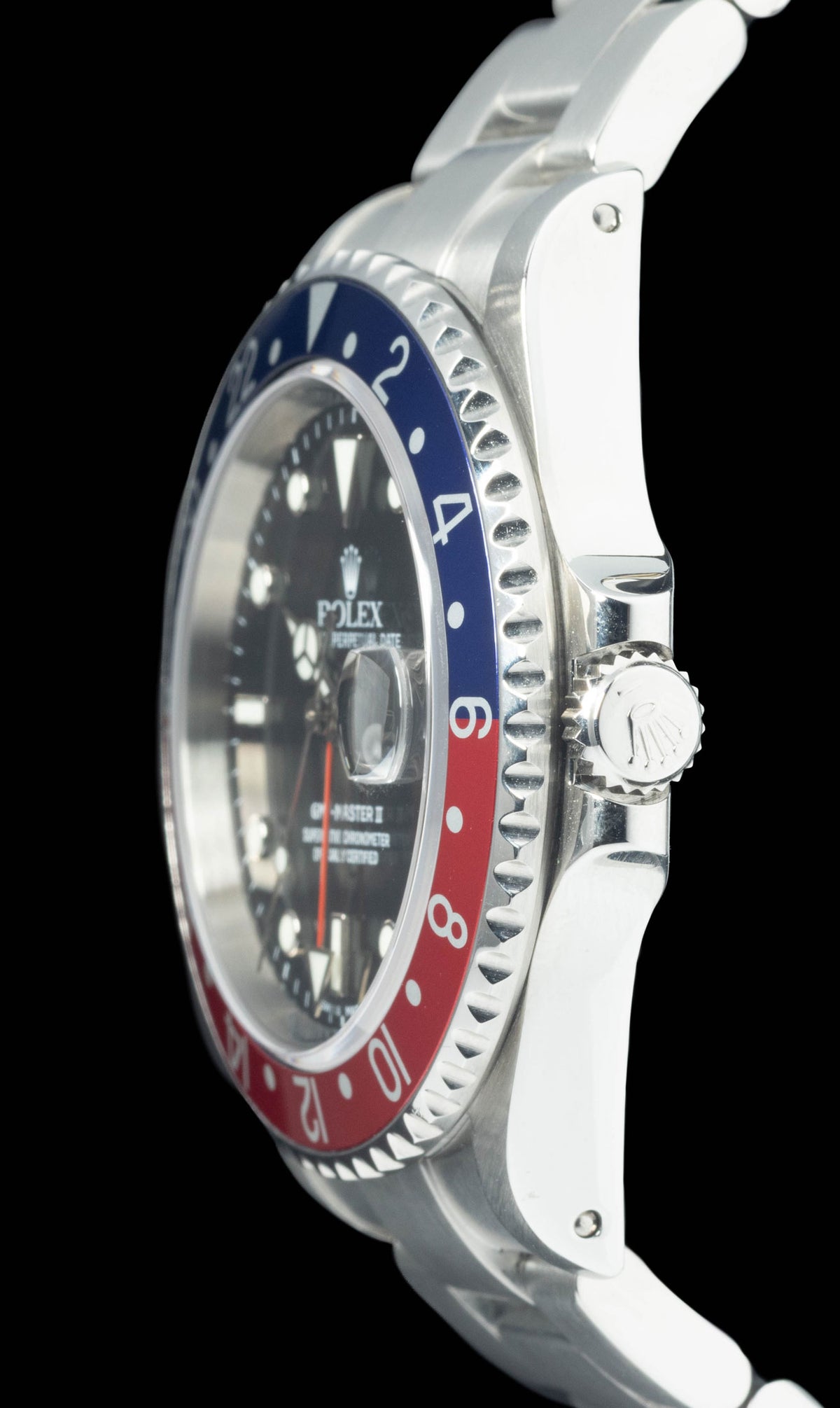 Preowned vintage Rolex GMT Master II 16710 Pepsi 40MM 2002 Box & Papers | Crown Vintage Watches