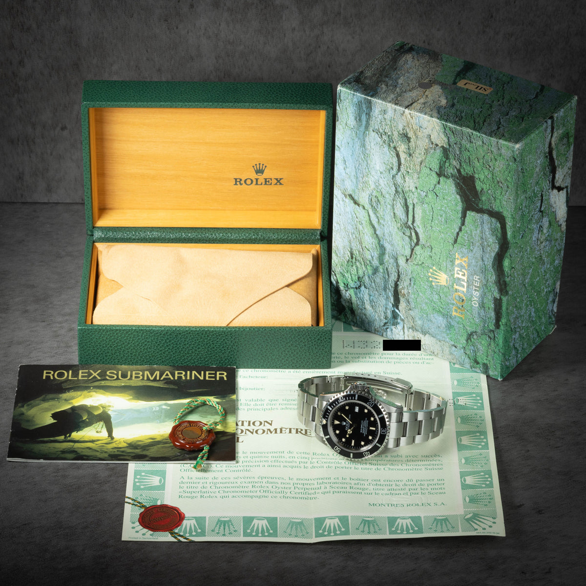 Preowned vintage Rolex Sea-Dweller 16600 40mm 1995 Box & Papers | Crown Vintage Watches