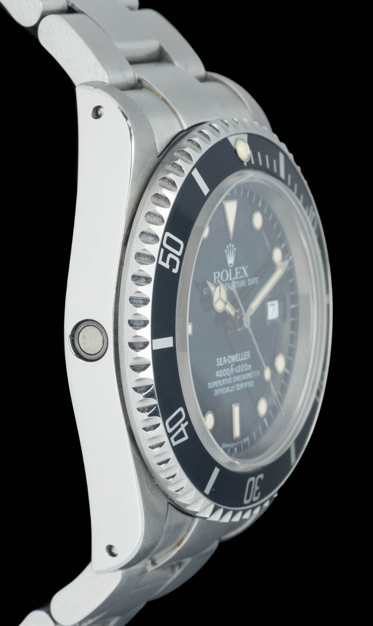 Preowned vintage Rolex Sea-Dweller 16600 40mm 1995 Box & Papers | Crown Vintage Watches