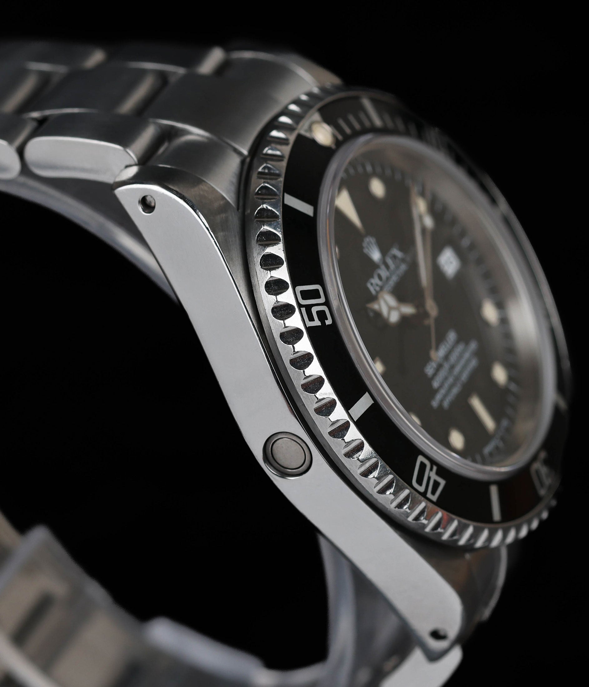 Rolex SeaDweller 16600 Black Tritium 1991 Vintage & Pre-owned | Crown Vintage Watches (CVW